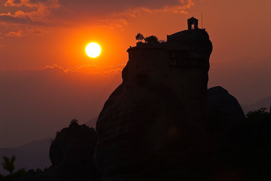 Europe, Grece, Plain of Thessaly, Valley of Penee, World Heritage of UNESCO since 1988, Orthodox Christian monasteries of Meteora perched atop impressive gray rock masses sculpted by erosion, Monastery of Saint Nicolas