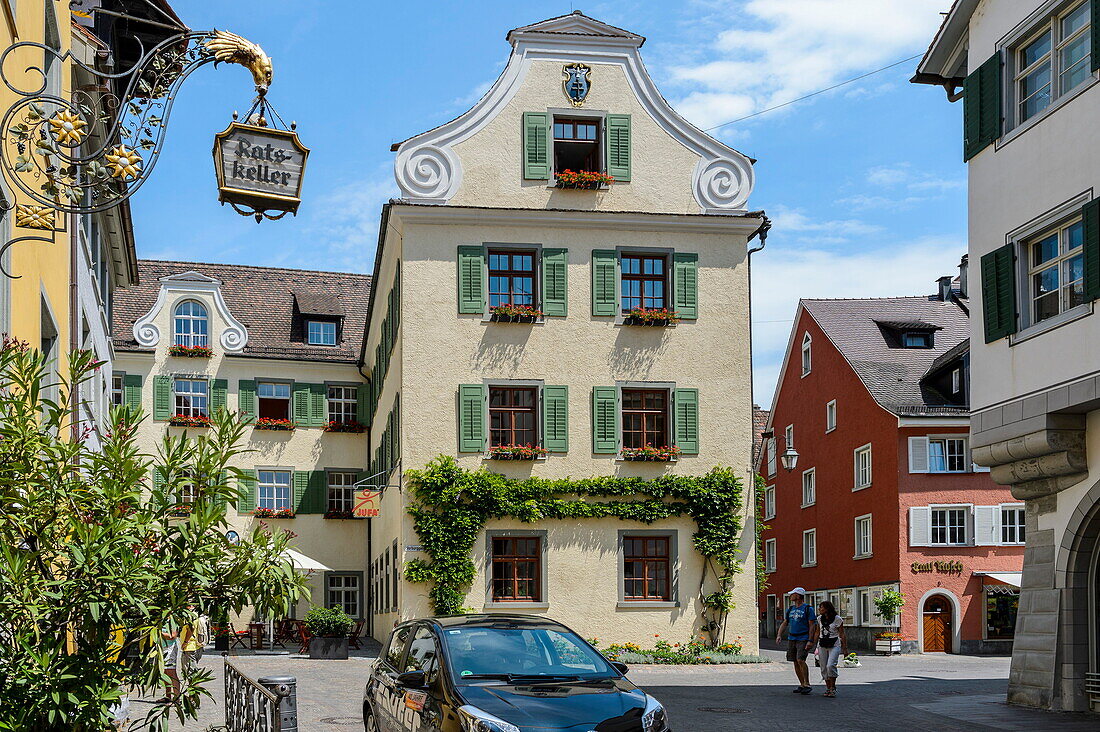 Germany, Baden-Wurttemberg, Medieval town of Meersburg on Lake Constance