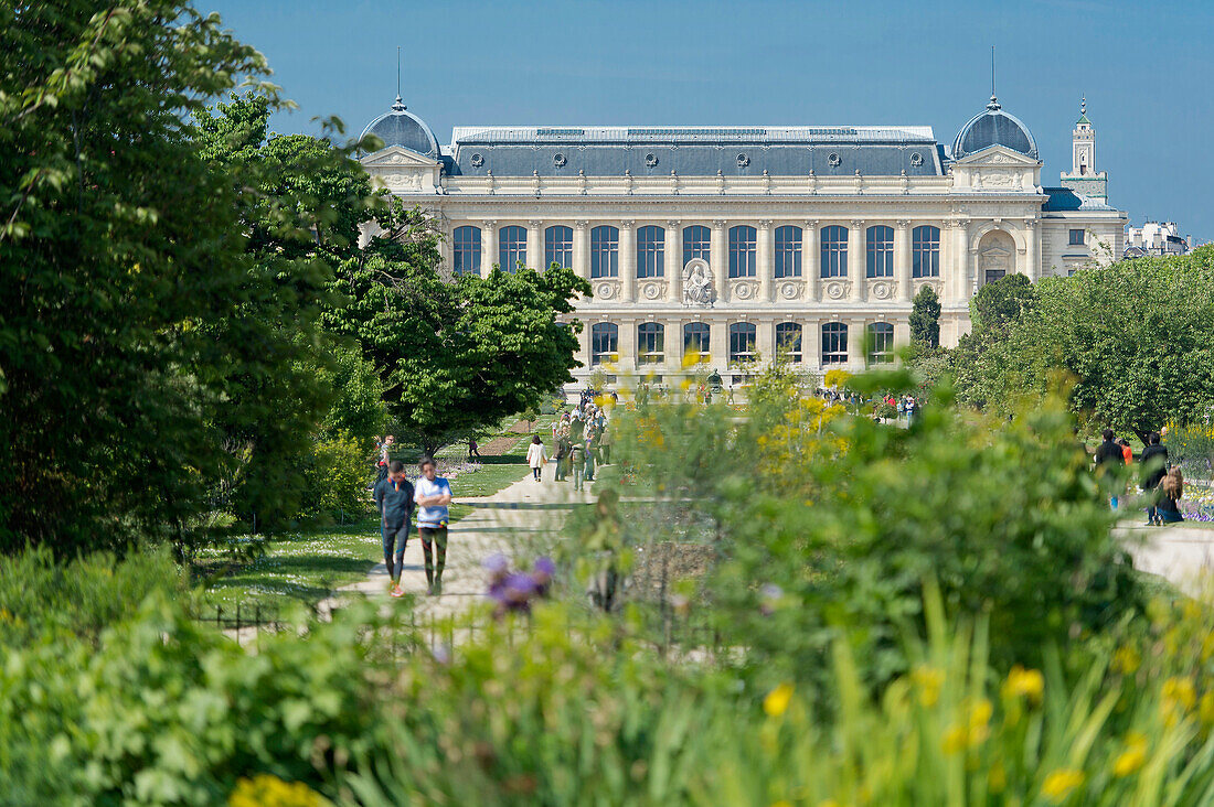 France, Paris, 5th district. Jardin des plantes. The Grande Galerie de l'Evolution