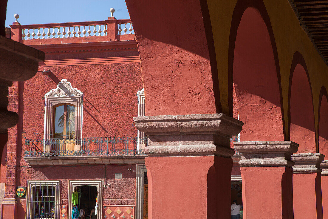 Mexiko, Bundesstaat Guanajuato, San Miguel de Allende, Portal de Guadalupe, Plaza Allende