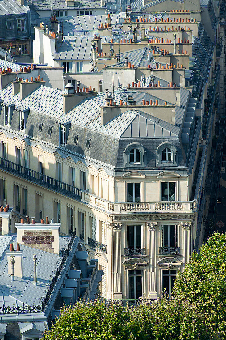 Frankreich. Paris 16. Bezirk. Platz de l'Etoile. Gebäude zwischen der Avenue Victor Hugo und der Rue Lauriston