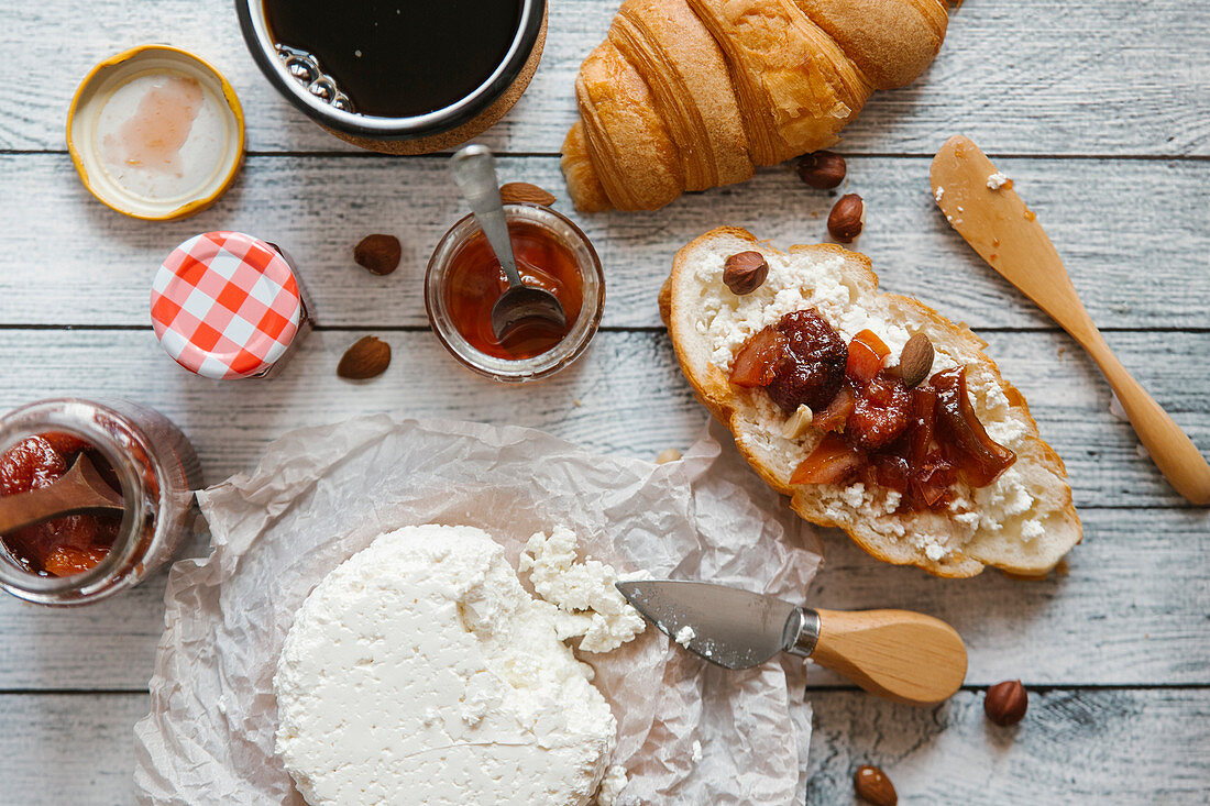 Cheese and preserves on bread