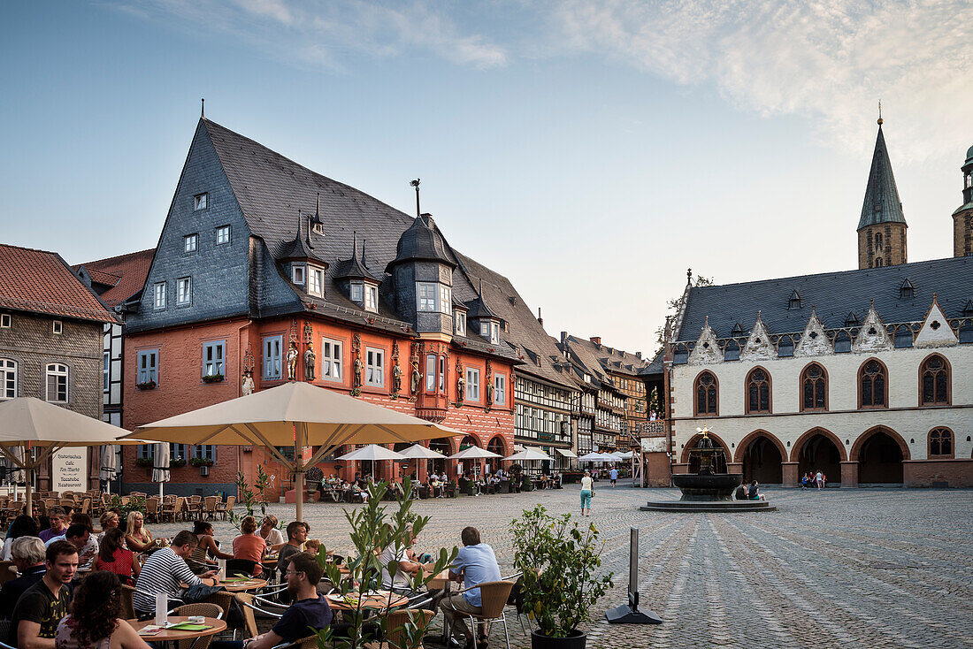 UNESCO World Heritage historic old town of Goslar, Kaiserworth, town hall and North tower of Parish Church, Market square, Harz mountains, Lower Saxony, Germany