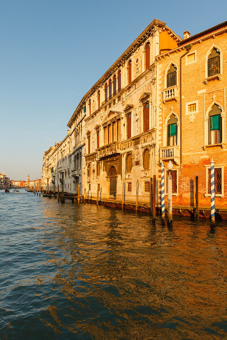 Paläste am Canal Grande, Venedig, UNESCO Welterbe, Weltkulturerbe, Venetien, Veneto, Italien, Europa