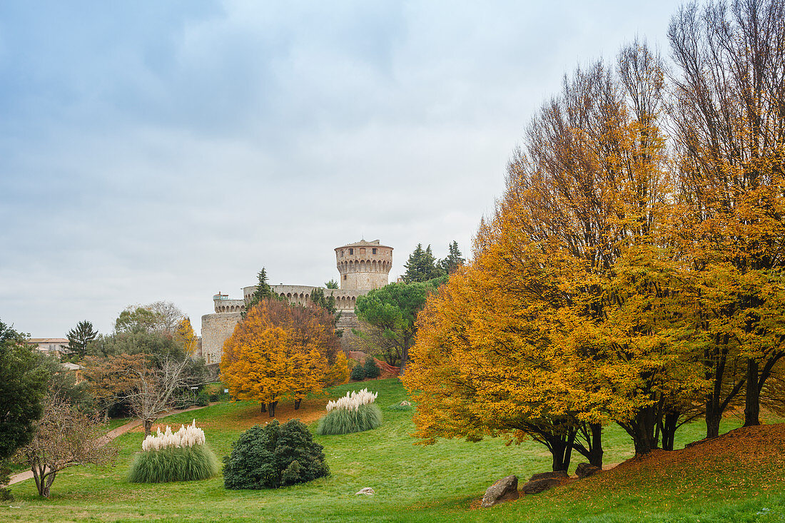 Parco E. Fiumi, park, autumn, Fortezza Medicea, castle, 15th century, Volterra, Tuscany, Italy, Europe