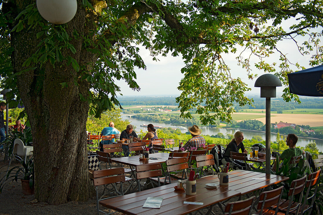 Beer garden on the Bogenberg high above the Danube, Bogen, Lower Bavaria