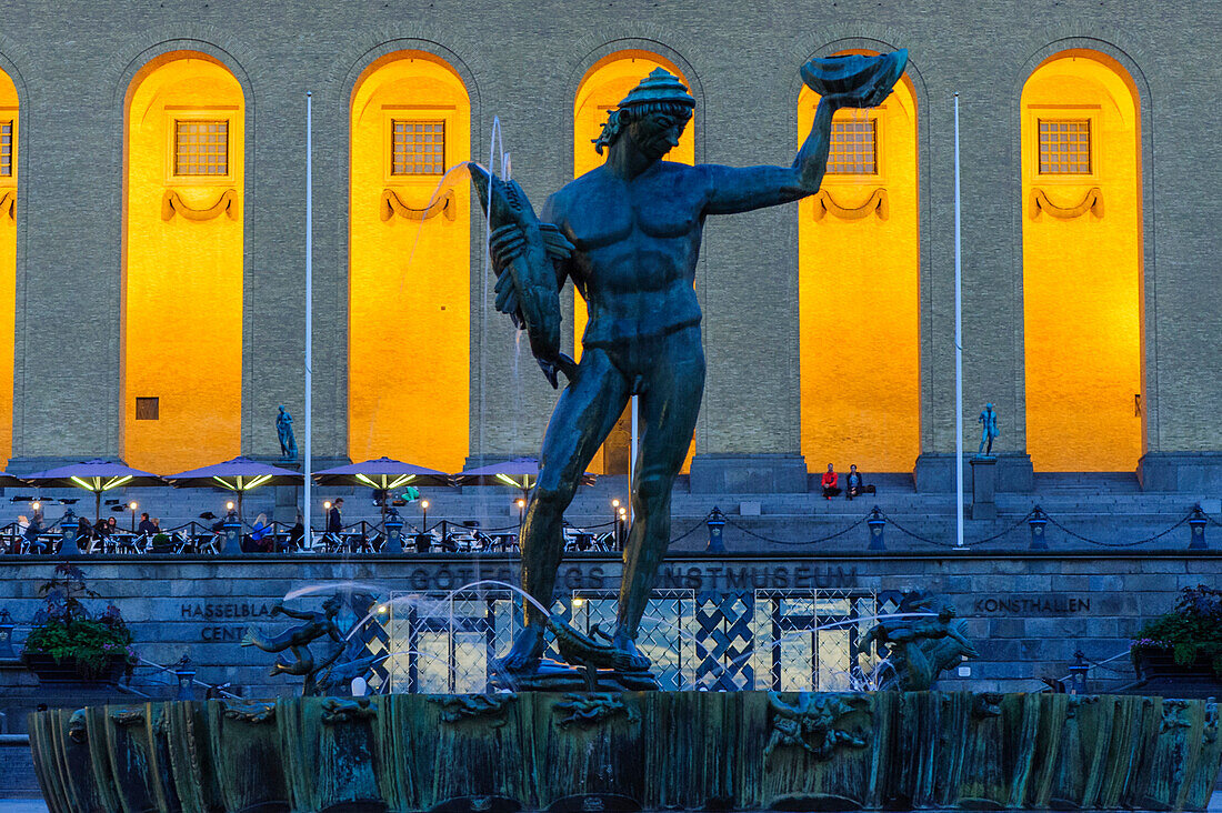 Poseidon fountain at Götaplatsen with city theater, art museum and concert hall, Sweden