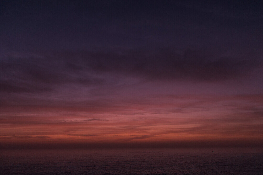Sonnenuntergang am Strand Praia da Amoreira,  Aljezur, Faro, Portugal