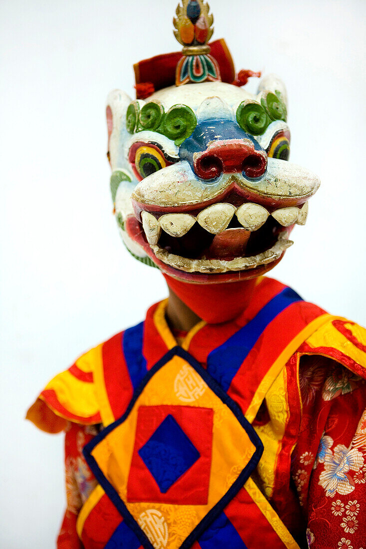 Asian man wearing mask
