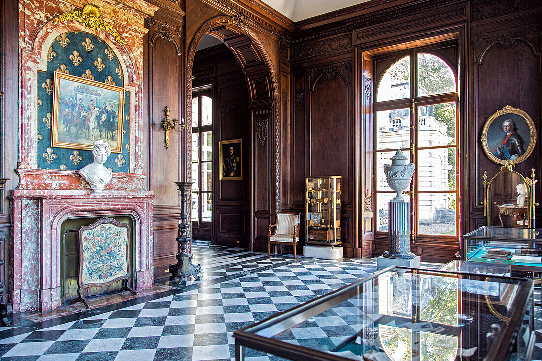 souvenirs of the 1st empire, antechambre in the chateau de bizy, vernon (27), france