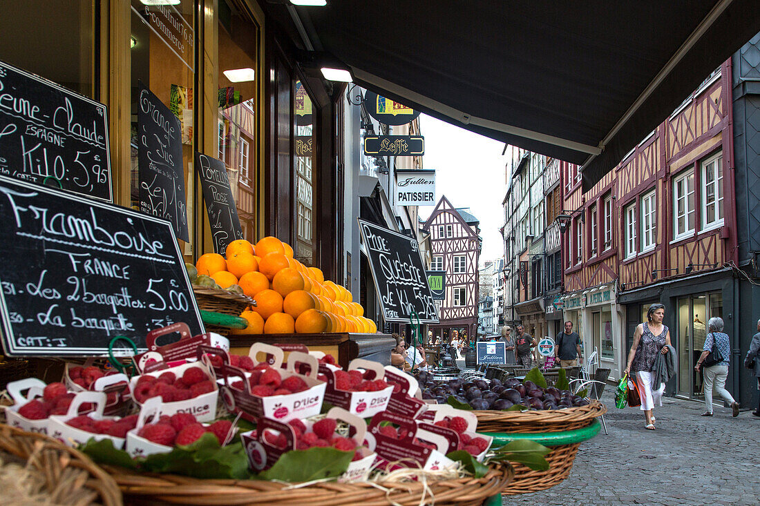 grocery store on the pedestrian shopping street with its half-timbered houses, rue l'ecuyere, rouen (76), france