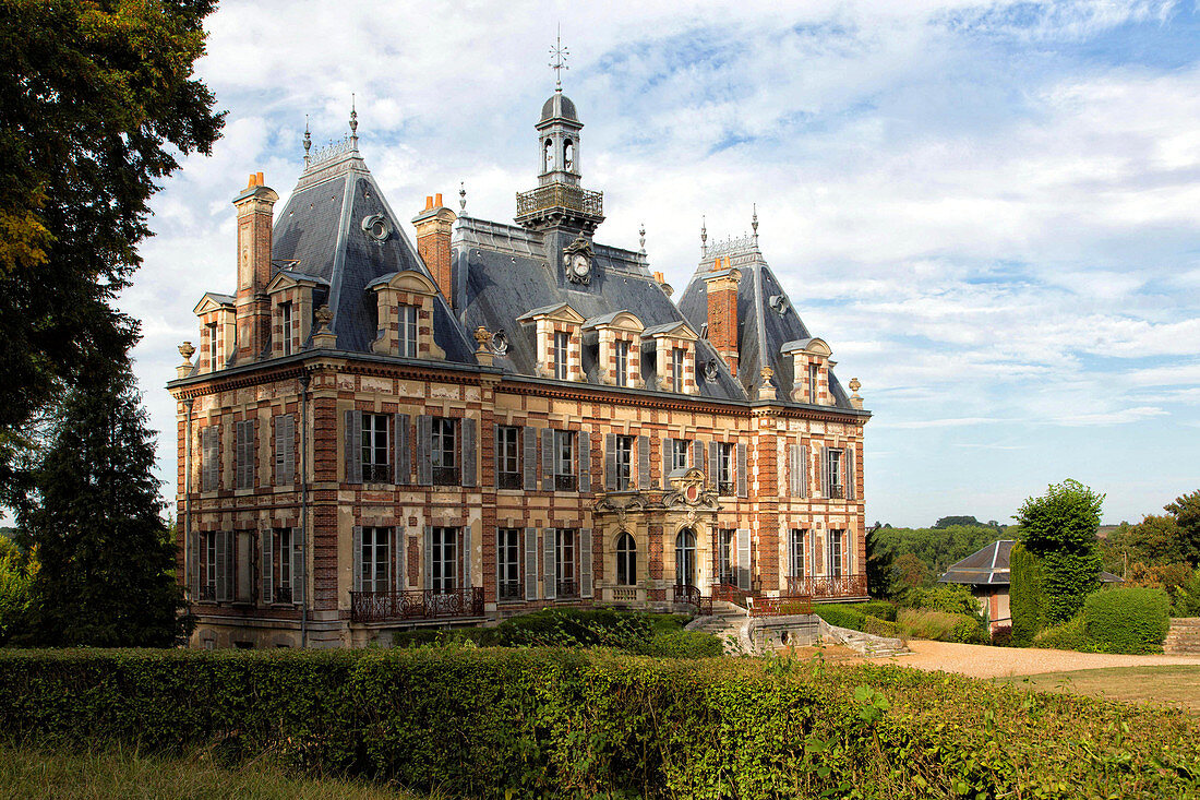 facade of the chateau of nogent-le-roi (28), france