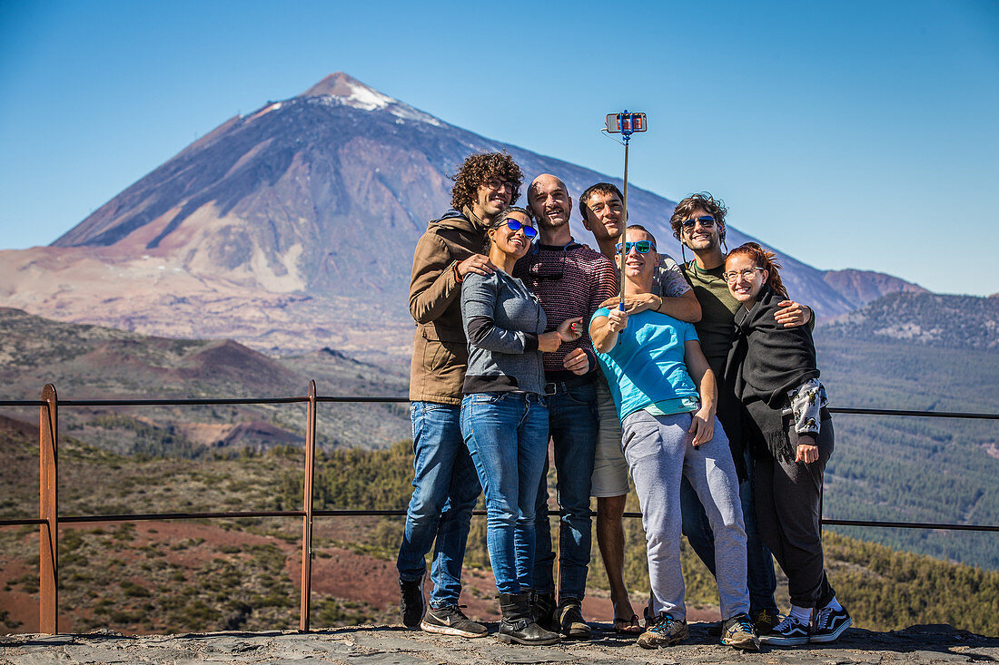 selfie, mount teide, teide national park, parque nacional del teide, island of tenerife, canary islands, spain