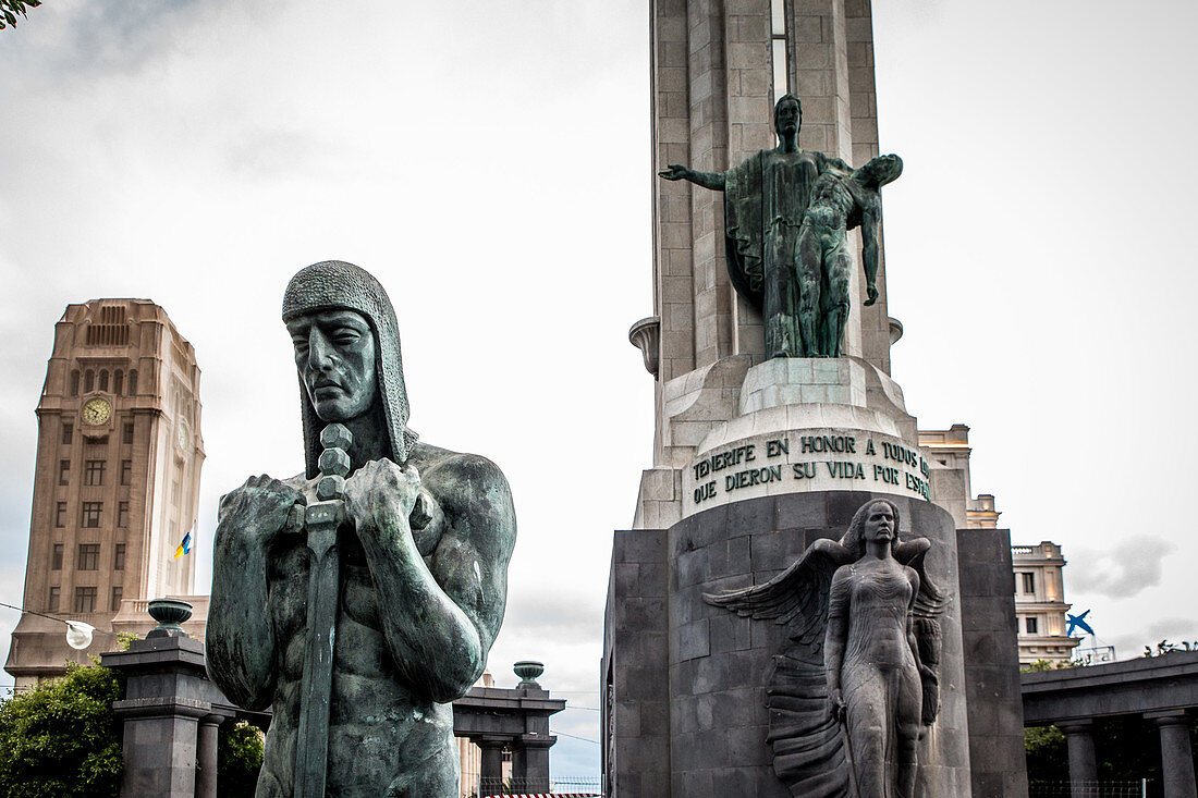 war memorial, plaza de espana, santa cruz de tenerife, island of tenerife, canary islands, spain, europe