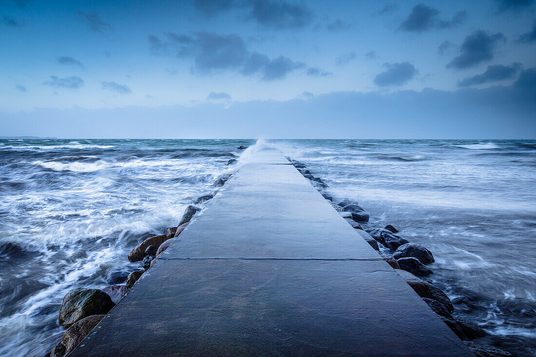 Steg, Ostsee, Kiel, Stein, Kieler Förde, Schleswig Holstein, Deutschland