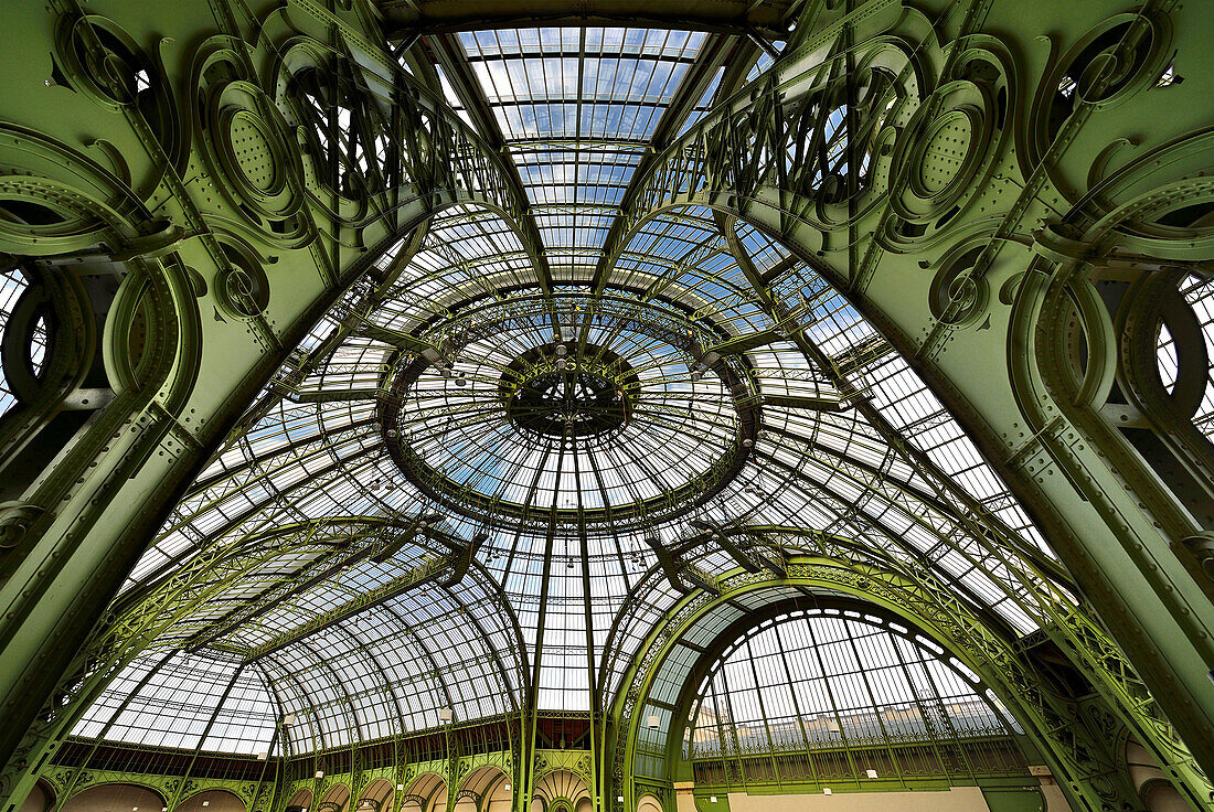 Europe, France, the Grand Palais in Paris in the 8th arrondissement