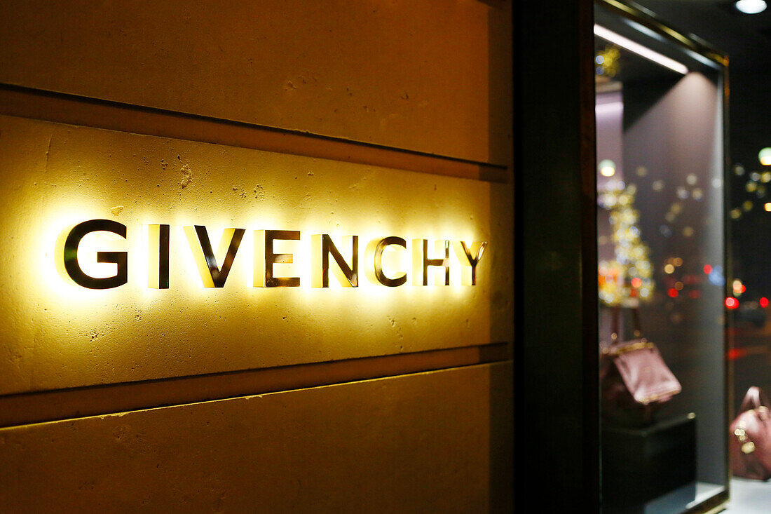 Paris. 8th district. Montaigne avenue. Frontage of the Givenchy shop.
