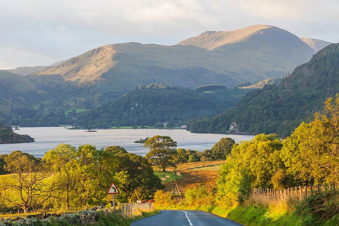 England, Cumbria, Lake District, Ullswater