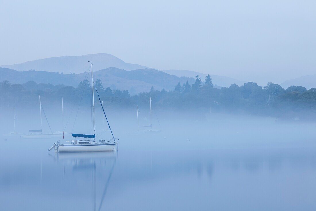 England, Cumbria, Lake District, Windermere, Ambleside