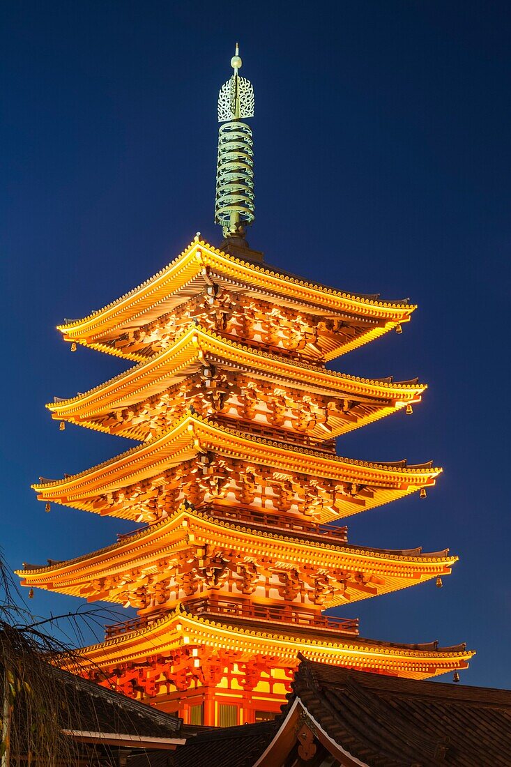 Japan, Honshu, Tokyo, Asakusa, Sensoji Temple aka Asakusa Kannon Temple, Pagoda