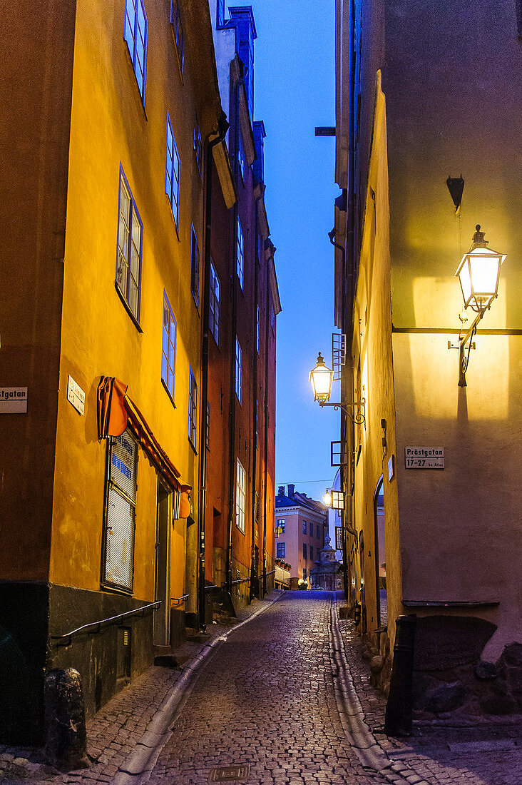 Gasse in der Altstadt Gamla Stan , Stockholm, Schweden