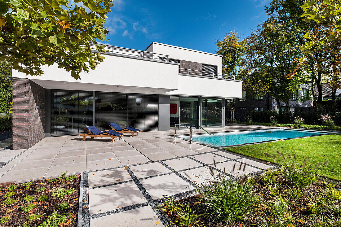 modern architecture house in the Bauhaus style, Oberhausen, Nordrhein-Westfalen, Germany