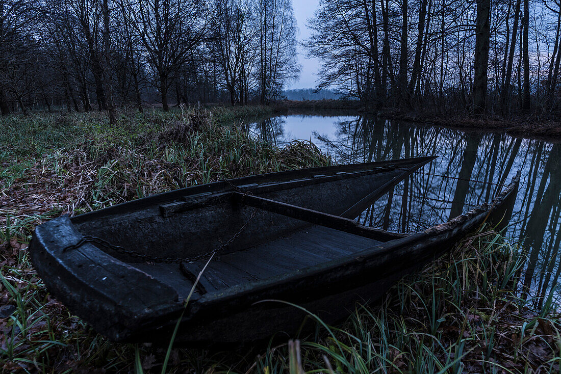 Spreewald Biosphere Reserve, Brandenburg, Germany, Kayaking, Recreation Area, Wilderness, River Landscape at dawn with old wooden boat, Mist, Tradition, Culture