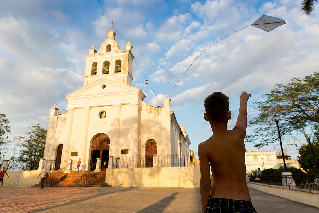 Roman Catholic Church El Carmen, colonial town, Santa Clara, family travel to Cuba, parental leave, holiday, time-out, adventure, Santa Clara, province Villa Clara, Cuba, Caribbean island