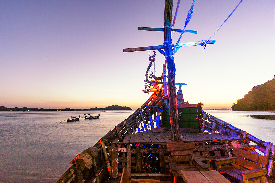 Hippie Bar, Tree House, Piratenschiff, Koh Phayam, Thailand