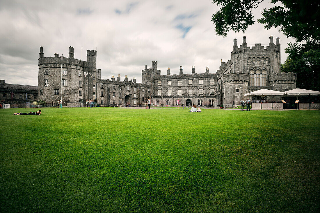 Kilkenny Castle, County Kilkenny, Castle Park, Ireland, Europe