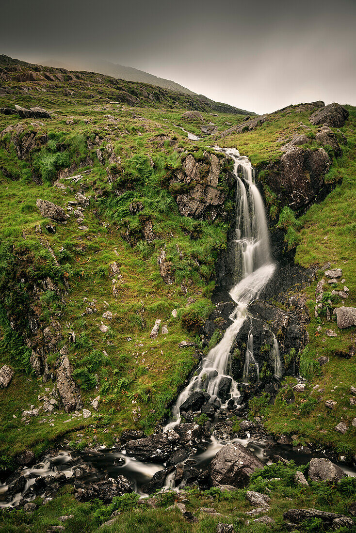 Wasserfall am Healy Pass, Beara Halbinsel, Grafschaft Cork, Irland, Wild Atlantic Way, Europa