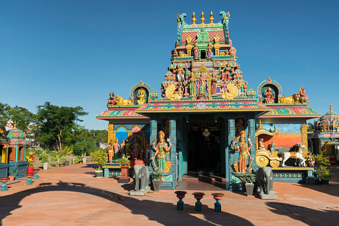 Hindu temple in the rue Jacques Prévert, La Possession, Reunion, France