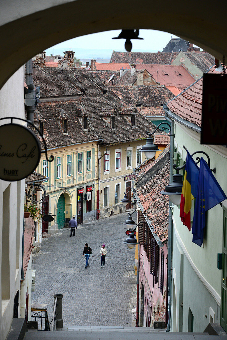 Blick von der Oberstadt auf die Turnului, Sibiu (Hermannstadt), Siebenbürgen, Rumänien