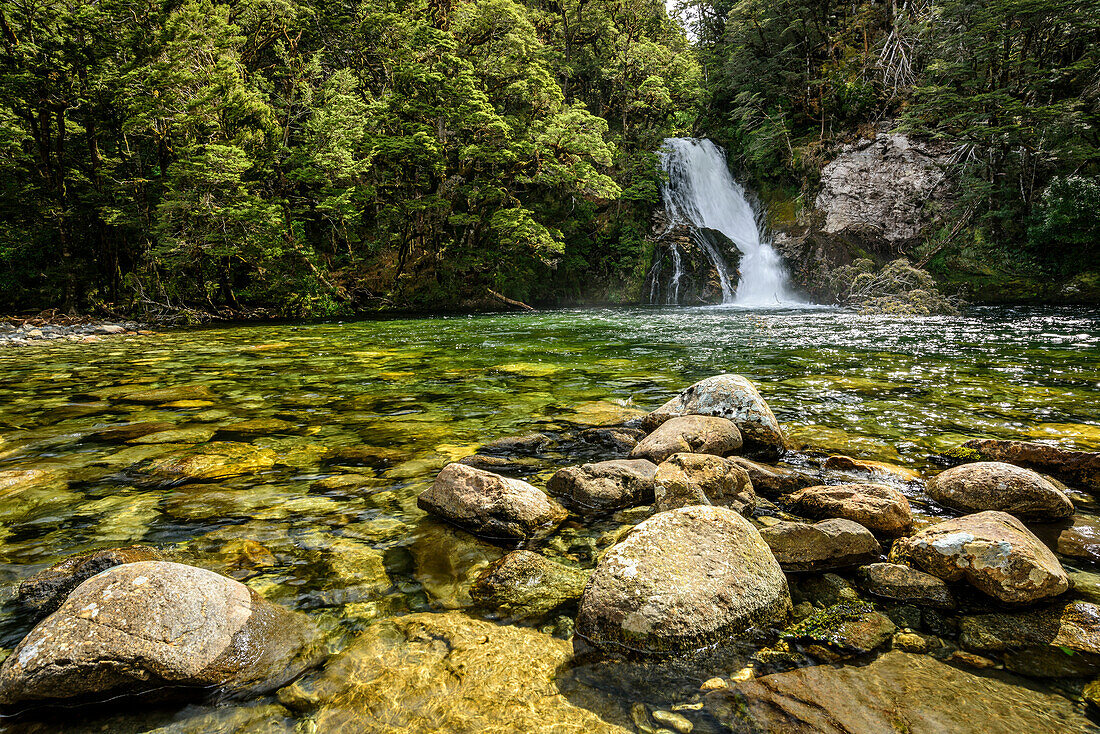 Wasserfall Iris Burn, Kepler Track, Great Walks, Fiordlands Nationalpark, UNESCO Welterbe Te Wahipounamu, Southland, Südinsel, Neuseeland