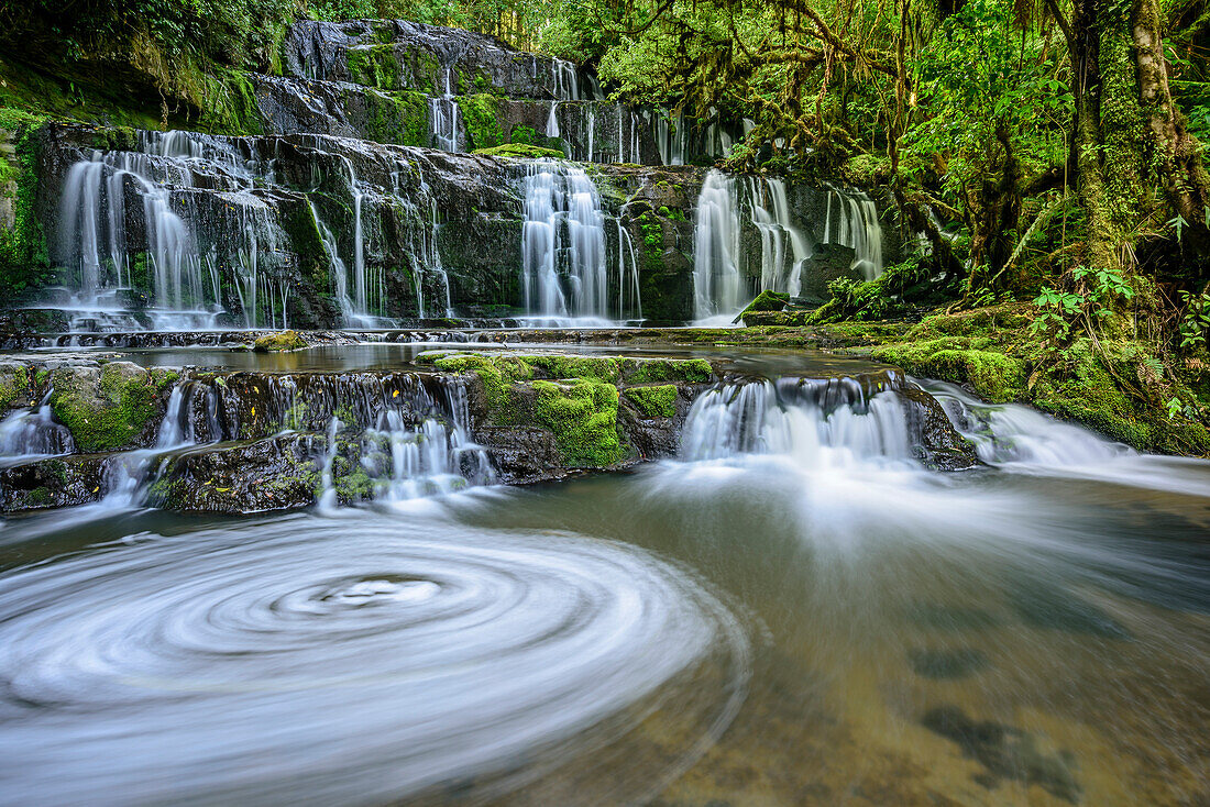 Wasserfall Purakauni Falls, Catlins River, Otago, Südinsel, Neuseeland