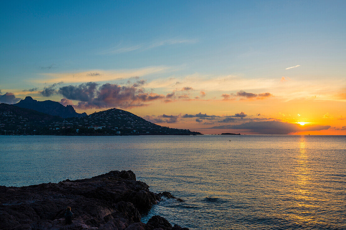 am Cap du Dramont, Massif de l'Esterel, Esterel-Gebirge, Département Var, Région Provence-Alpes-Côte d'Azur, Südfrankreich, Frankreich