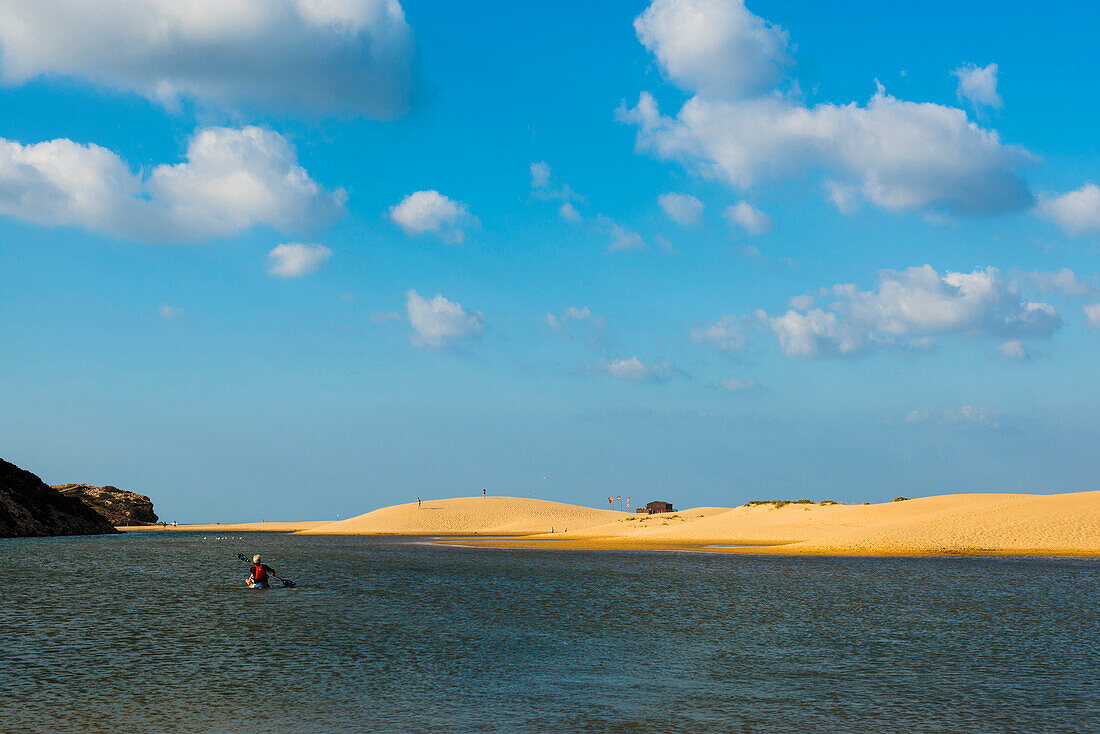 Sanddünen und blauer Himmel, Praia da Bordeira, Carrapateira, Algarve, Westküste, Atlantik, Portugal