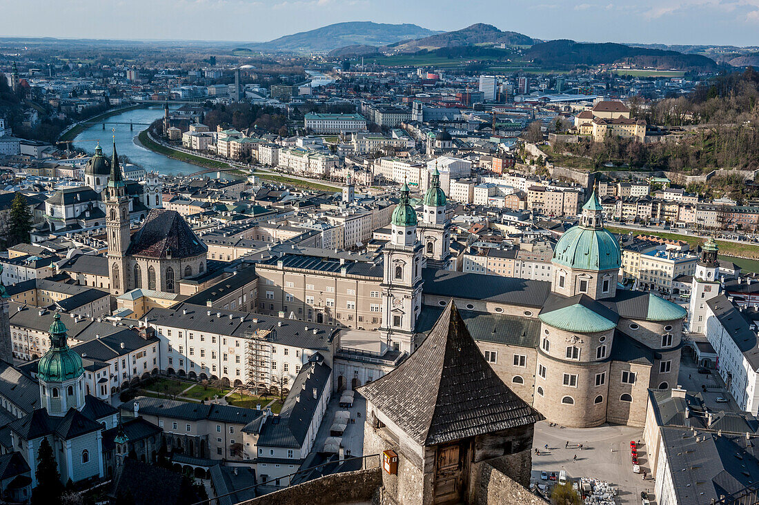 Blick von der Festung Hohensalzburg, Festungsberg, auf die Altstadt, Salzburg, Österreich, Europa