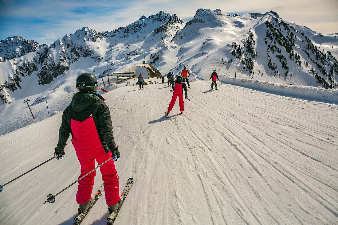 Luz Ardiden. Ski resort. Luz-Saint Sauveur. Hautes-Pyrenees Department. Midi-Pyrenees Region. France.