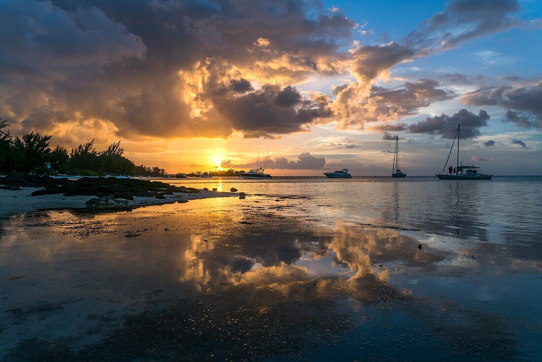 Sunset at the coast of Cap Malheureux, Riviere du Rempart, Mauritius, Africa.