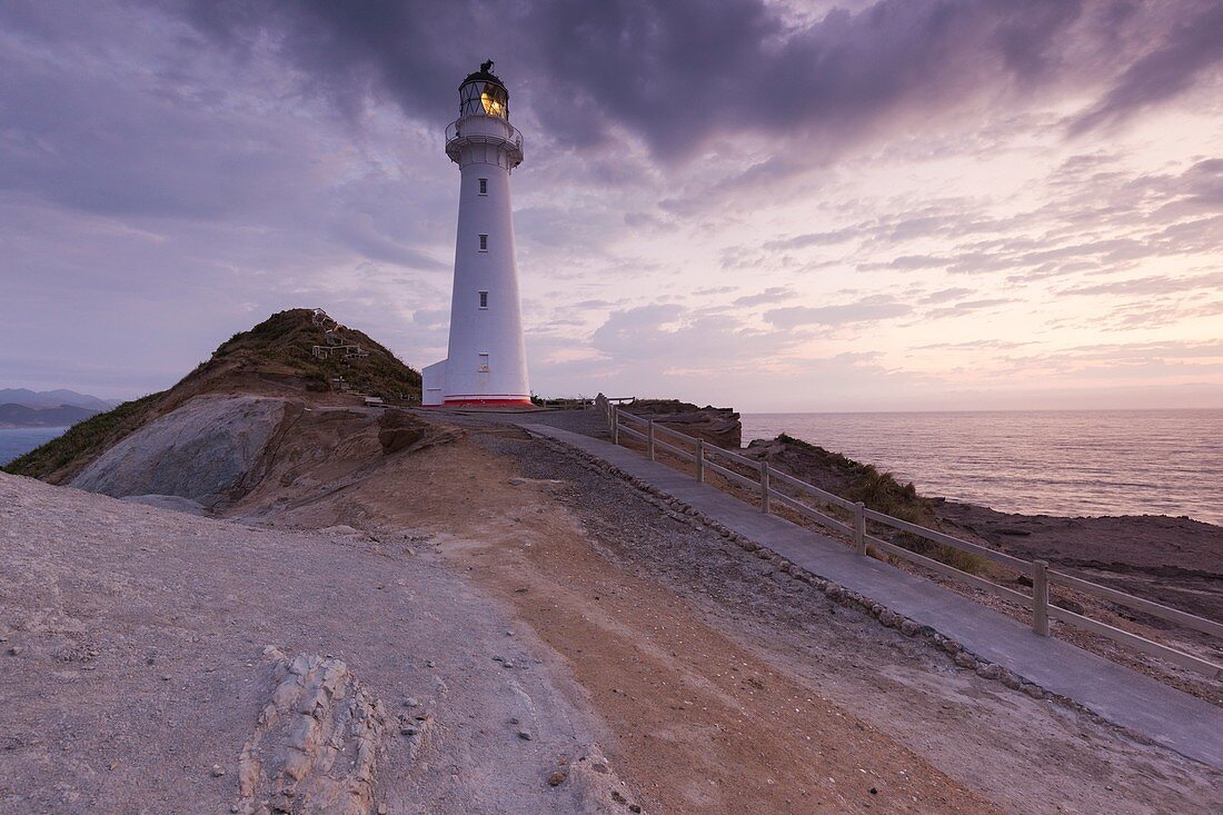 New Zealand, North Island, Castlepoint, Castlepoint Lighthouse, dawn.