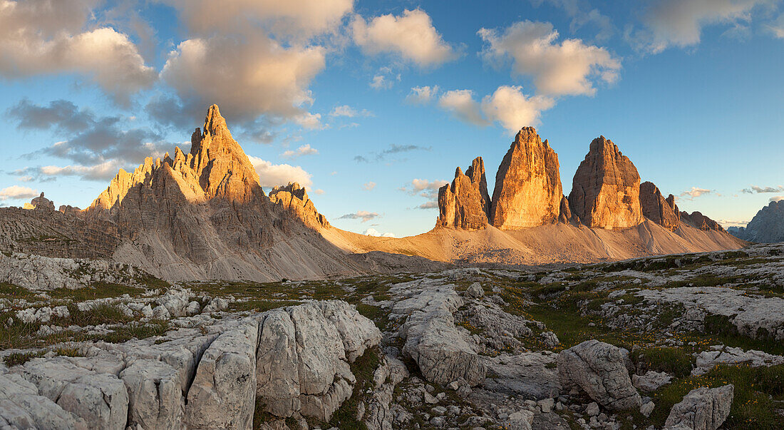 Sunset on Paternkofel and Drei Zinnen, Dolomites, Toblach, South Tyrol, Bozen, Italy