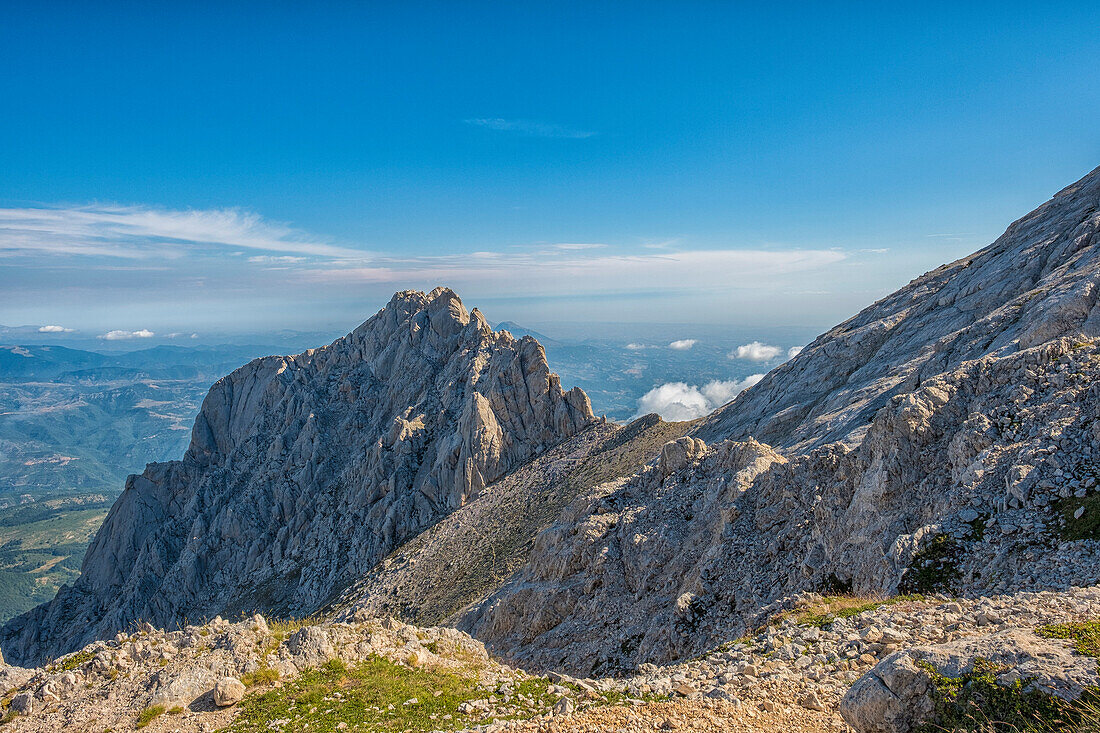 Italy, Abruzzo, Gran Sasso e Monti della Laga National Park, Corno Piccolo peak