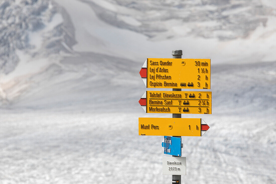 Alpine signboard, Diavolezza, St. Moritz, Engadine, canton of Graubünden, Switzerland