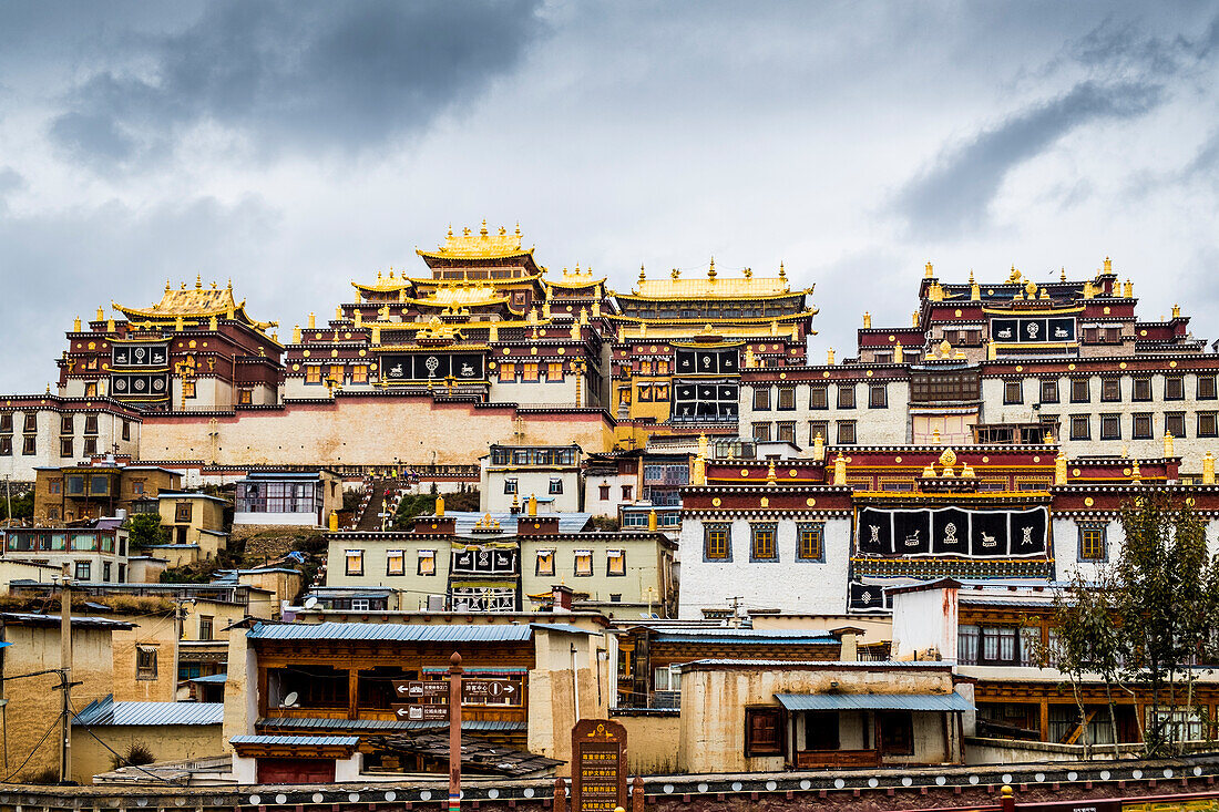 Ganden Sumtseling Monastery, Zhongdian, Shangri-La County, Yunnan Province, China, Asia, Asian, East Asia, Far East