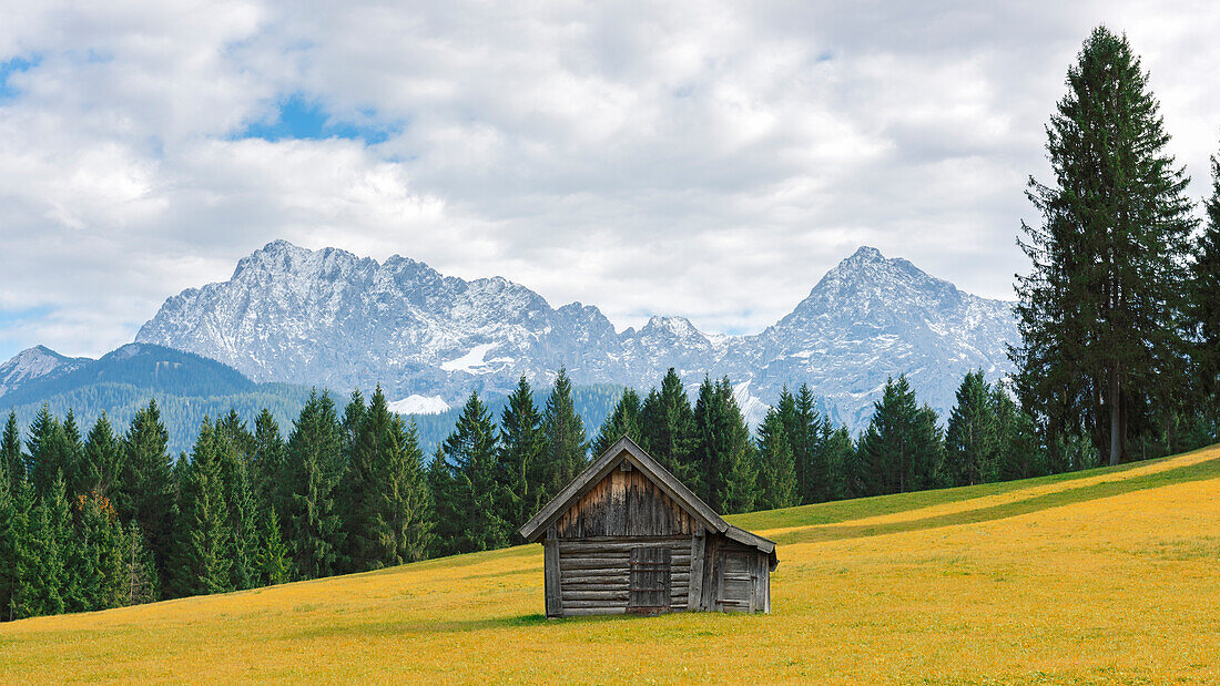 Barn along the road to Garmisch Europe, Germany, Bavaria, Krun, Teensee