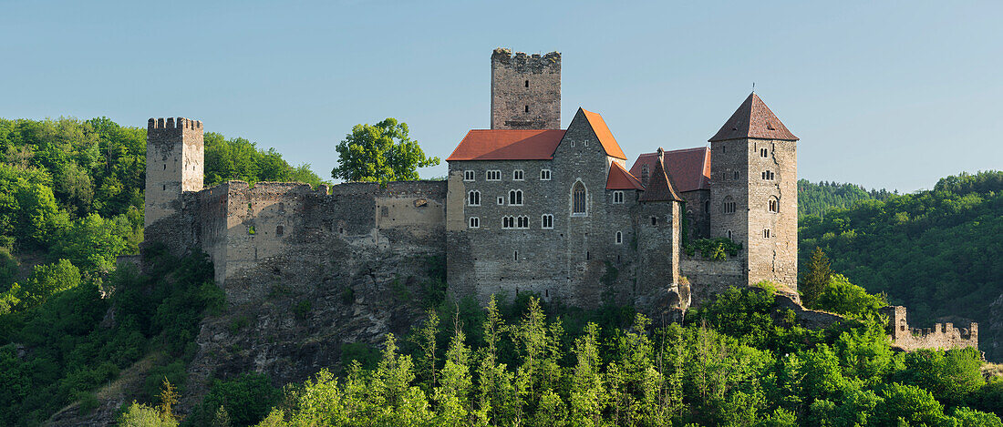 Burg Hardegg, Niederösterreich, … – Bild Kaufen – 71200373 Lookphotos