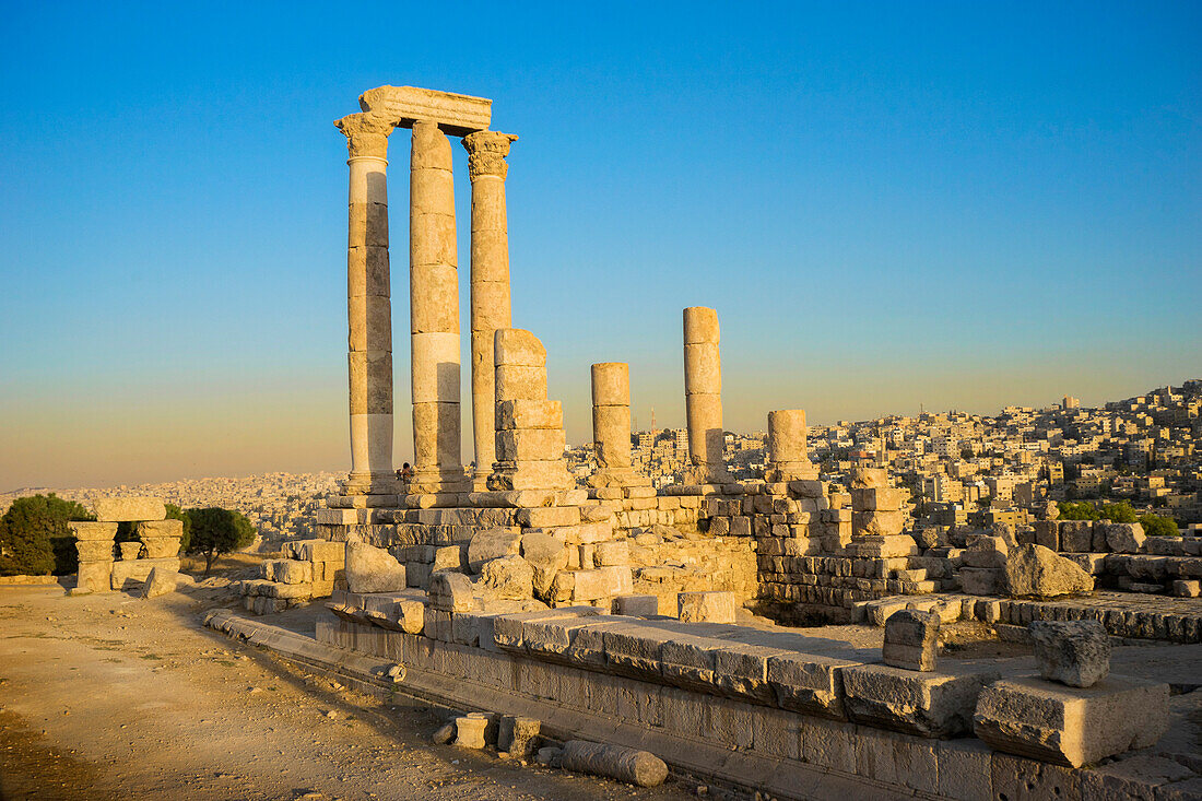 Temple of Hercules at dusk, Amman, Jordan