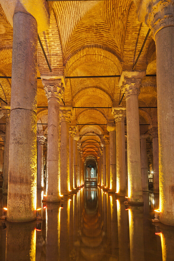 Yerebatan Sarnici , Sunken Palace Cistern, Istanbul, Turkey , Europe