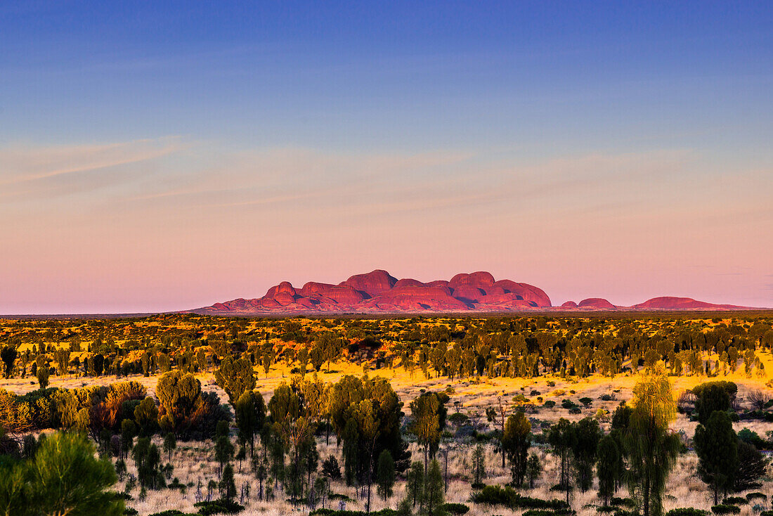 The Olgas (Kata Tjuta) at sunrise, Uluru-Kata Tjuta National Park, UNESCO World Heritage Site, Northern Territory, Australia, Pacific